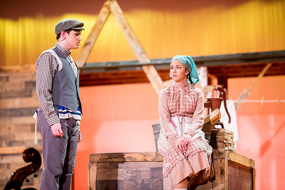 Fiddler on the roof-57