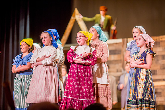 Fiddler on the roof-9