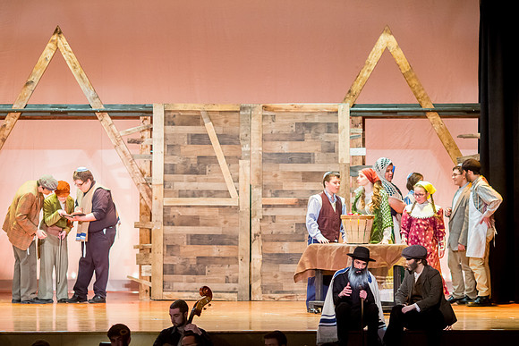 Fiddler on the roof-87