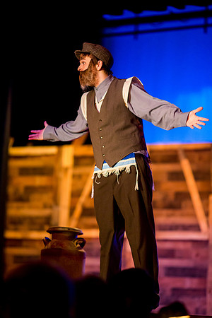 Fiddler on the roof-18