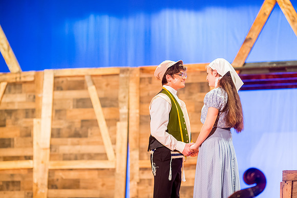 Fiddler on the roof-34