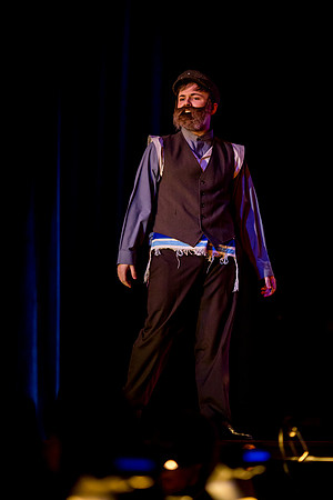 Fiddler on the roof-17