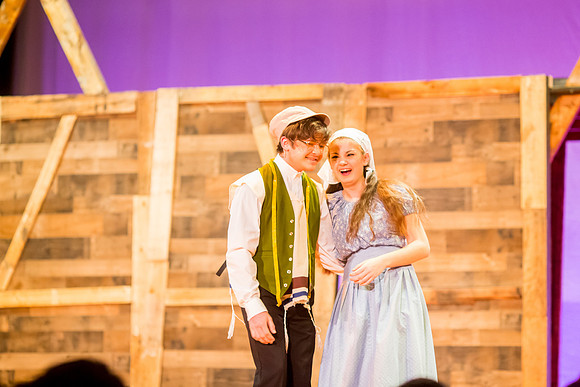 Fiddler on the roof-36