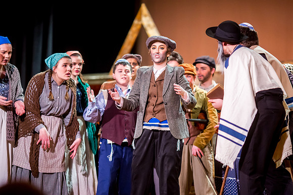 Fiddler on the roof-66