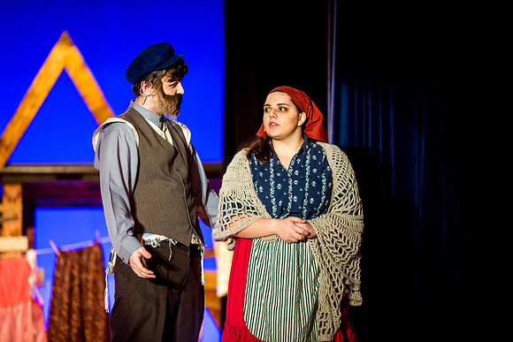 Fiddler on the roof-60