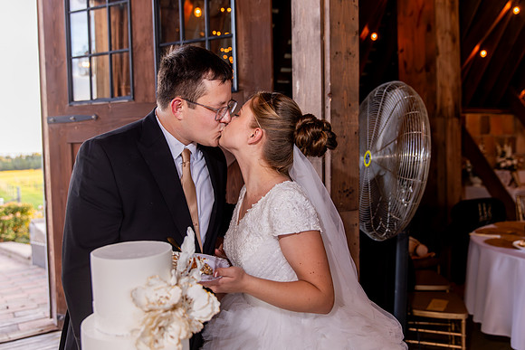 Yuliana-Maksim-wedding-preview-96