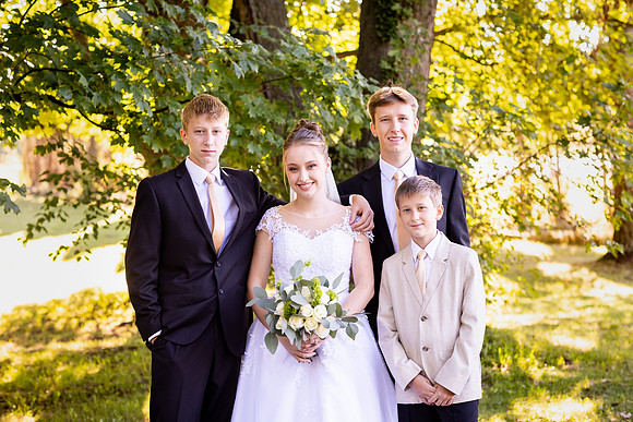Yuliana-Maksim-wedding-preview-16